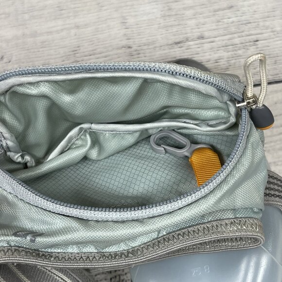 Nanthan Running Cycling Hydration Adjustable Trail Mix Belt with 2 Bottl… - Picture 6 of 15